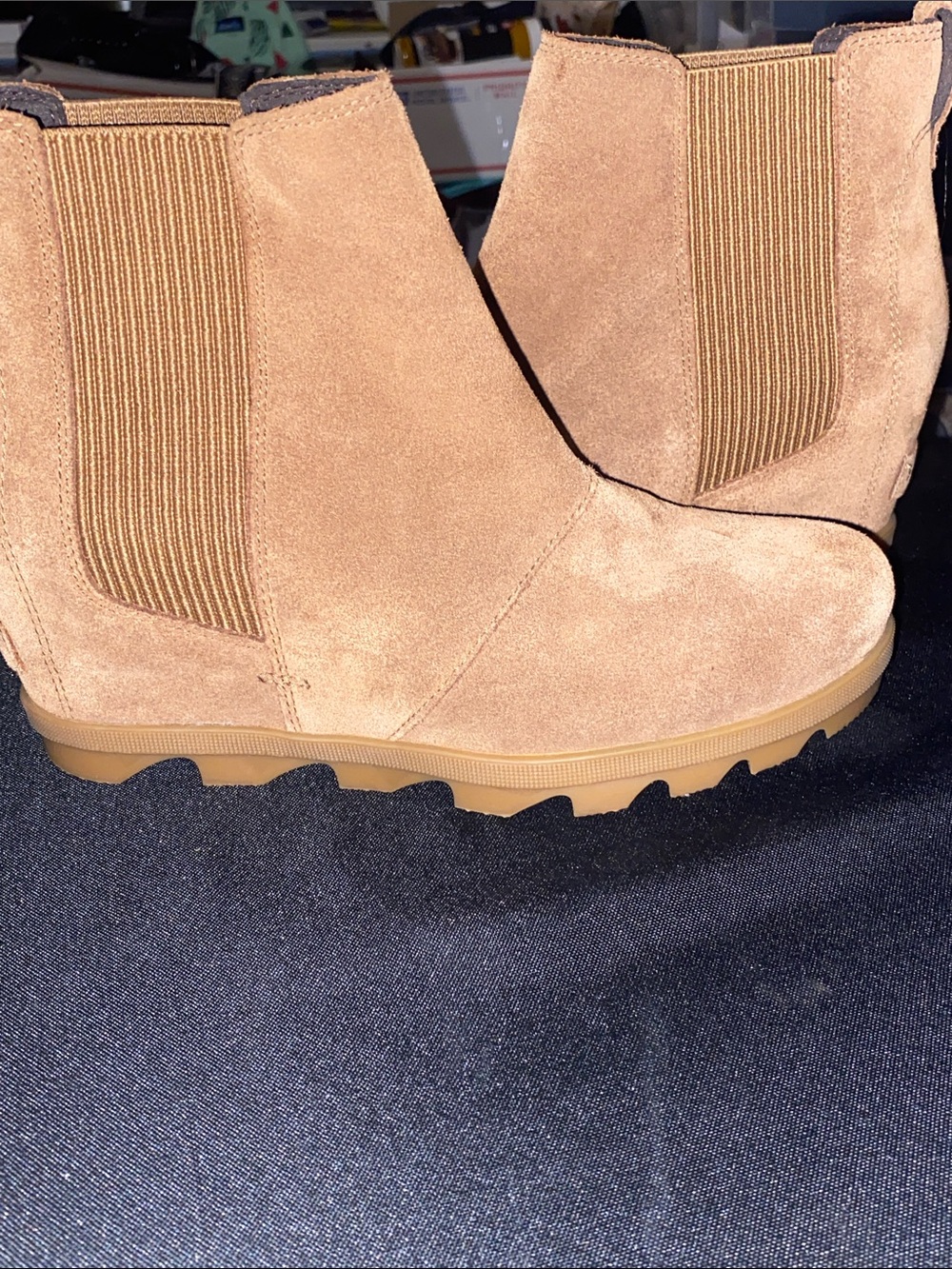 EUC SOREL CHELSEA WEDGE ANKLE BOOT WO SIZE 9 COGNAC BROWN SUEDE LEATHER CLEAN